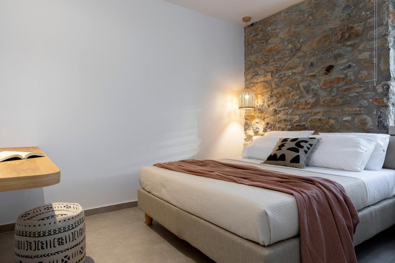 Lichnos Luxury Suites Sourpi Bagian luar foto