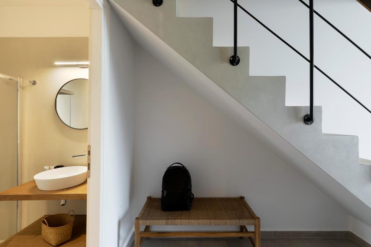 Lichnos Luxury Suites Sourpi Bagian luar foto
